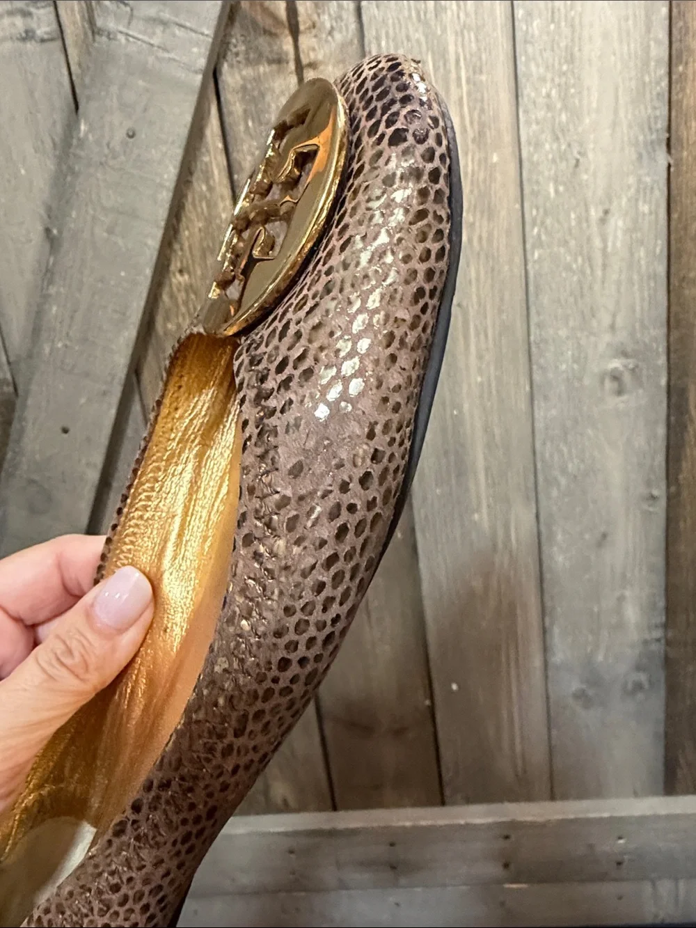 Tory Burch Reva Brown Metallic Snakeskin Leather Ballet Flats Gold Logo Size 9.5